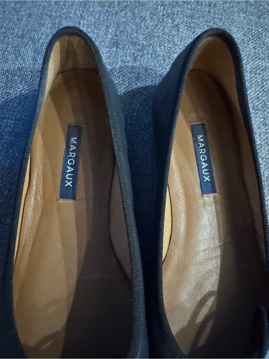 Margaux Demi Women's Navy And Black Leather Ballet Flats Sz 37.5 — image 3 of 7